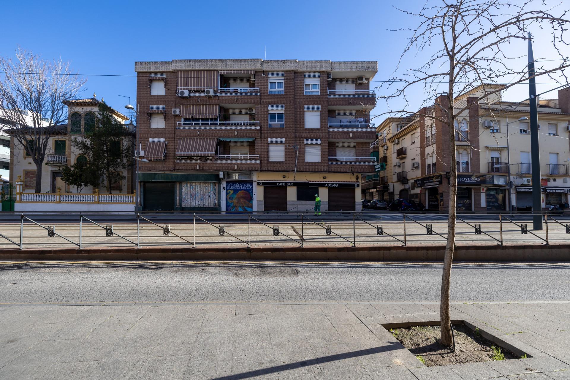 Local commercial dans Maracena à vendre Photo de l’immeuble– Image 1 sur 36