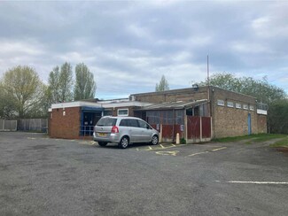 Plus de détails pour 122 Ashes Rd, Oldbury - Local commercial à vendre