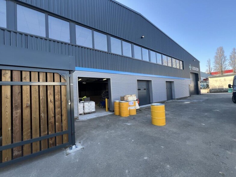 6 Avenue Armand Esders, Le Blanc-Mesnil à louer - Photo de l’immeuble – Image 3 sur 5