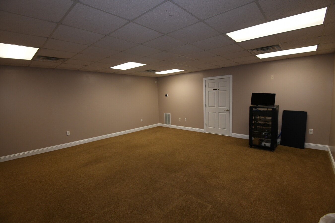 3925 Harrison Rd, Loganville, GA 30052 - Lot 400 -  - Photo intérieure - Image 2 of 17