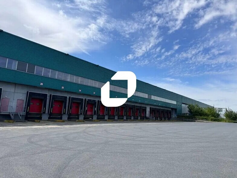Industriel/Logistique dans Lauwin-Planque à louer - Photo de l’immeuble – Image 2 sur 9