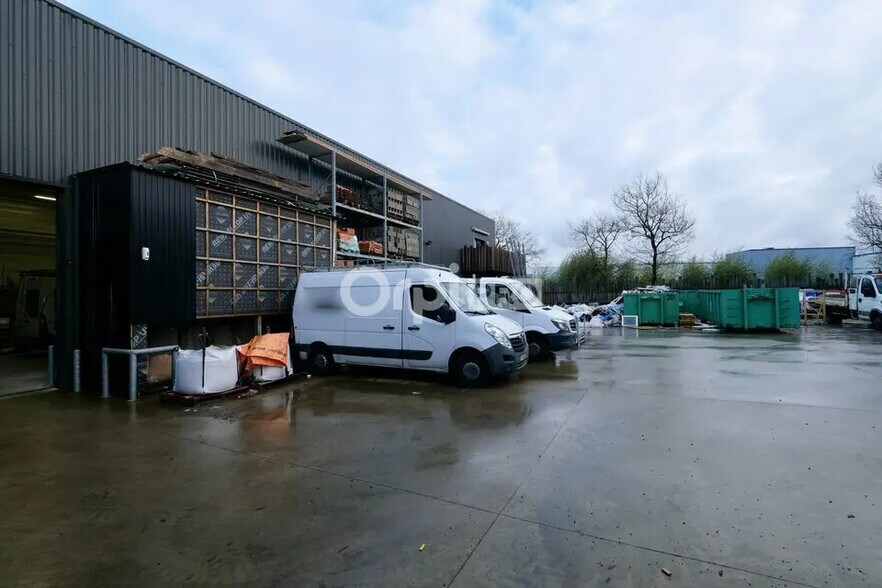 Local d’activités dans Les Sorinières à louer - Photo de l’immeuble – Image 1 sur 4
