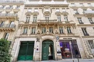 Plus de détails pour 24 Rue Chauchat, Paris - Bureau à louer
