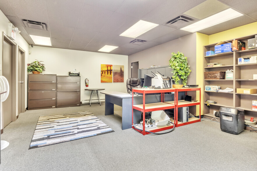 11871 Horseshoe Way, Richmond, BC à vendre - Photo de l’immeuble – Image 3 sur 8