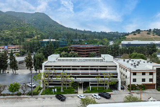 4444 W Lakeside Dr, Burbank, CA - VUE AÉRIENNE  vue de carte - Image1