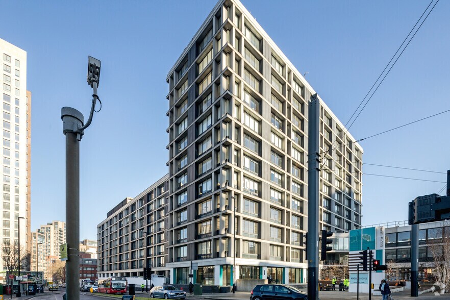 Addiscombe Rd, Croydon à louer - Photo de l’immeuble – Image 3 sur 5