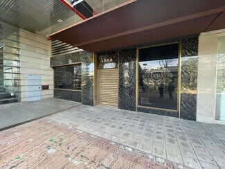 Plus de détails pour Local commercial à vendre