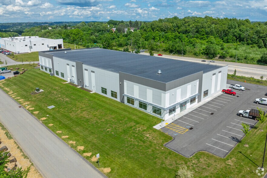 2000 Energy Dr, Bridgeville, PA à louer - Photo de l’immeuble – Image 3 sur 6