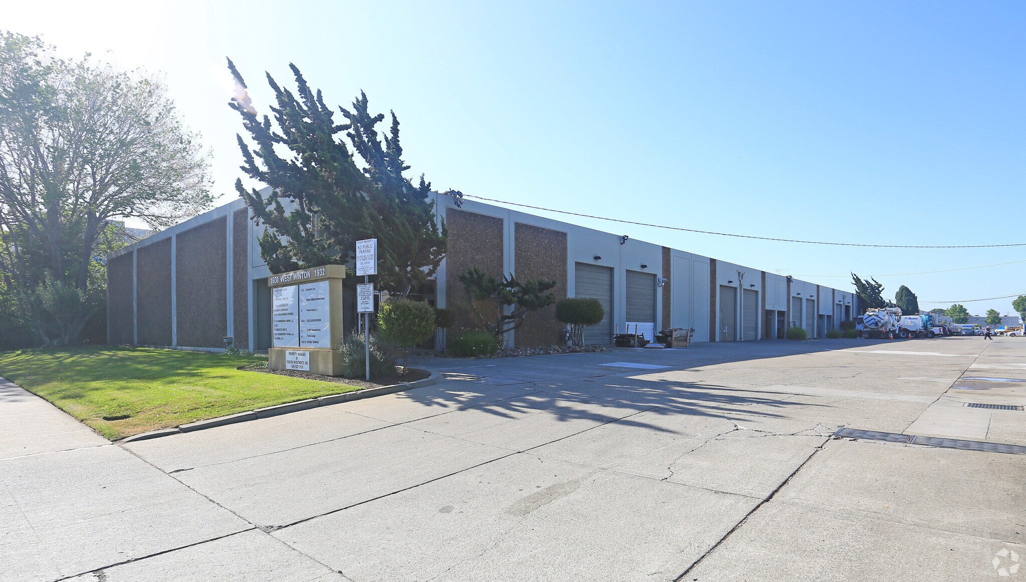1930-1932 W Winton Ave, Hayward, CA à louer Photo principale– Image 1 sur 4