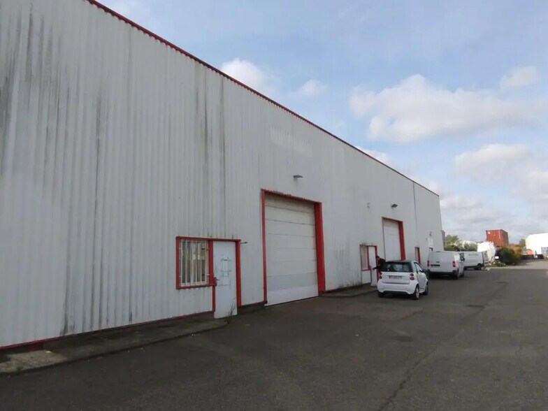 Bureau dans Cugnaux à louer - Photo de l’immeuble – Image 2 sur 8