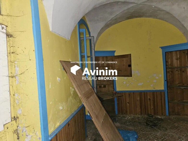 Local d'activités dans Saint-Amour à vendre - Photo intérieure – Image 3 sur 9