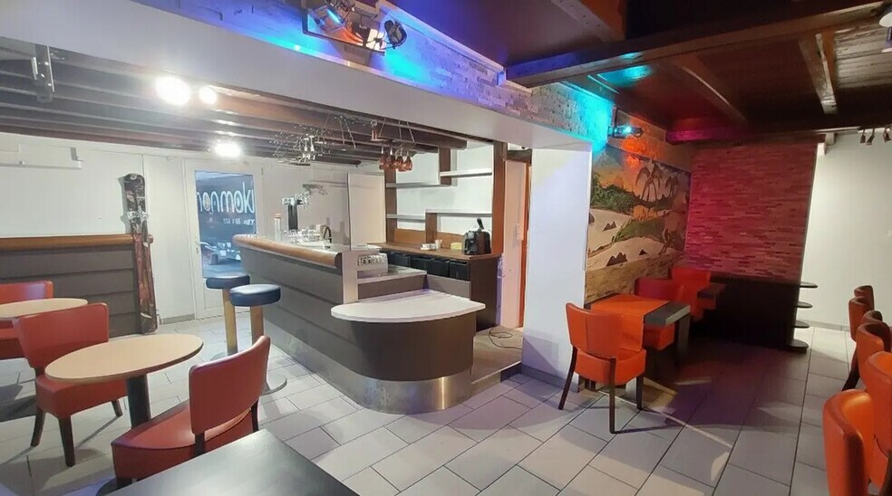 Local commercial dans Poitiers à louer - Photo intérieure – Image 1 sur 6