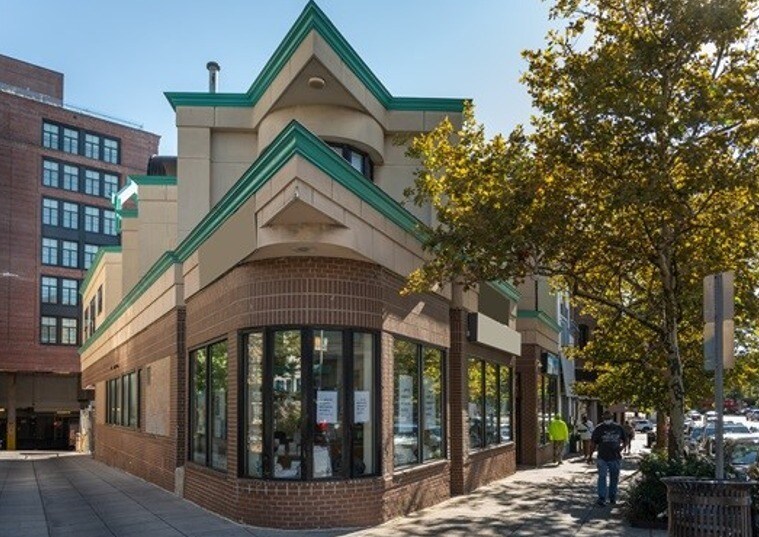 1782 Columbia Rd NW, Washington, DC à louer Photo de l’immeuble– Image 1 sur 9