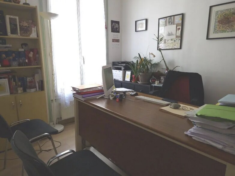 View Photo
