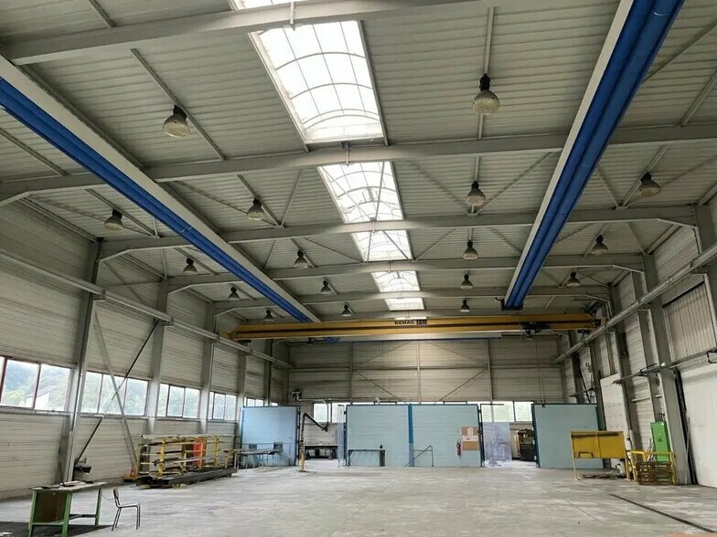 Local d'activités dans Étupes à vendre - Photo de l’immeuble – Image 1 sur 5