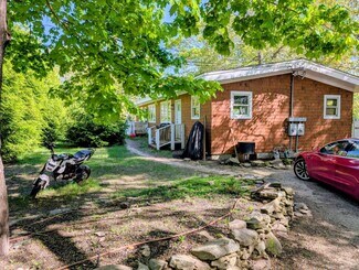 Plus de détails pour 1600 Bay Ave, East Marion, NY - Spécialisé à vendre