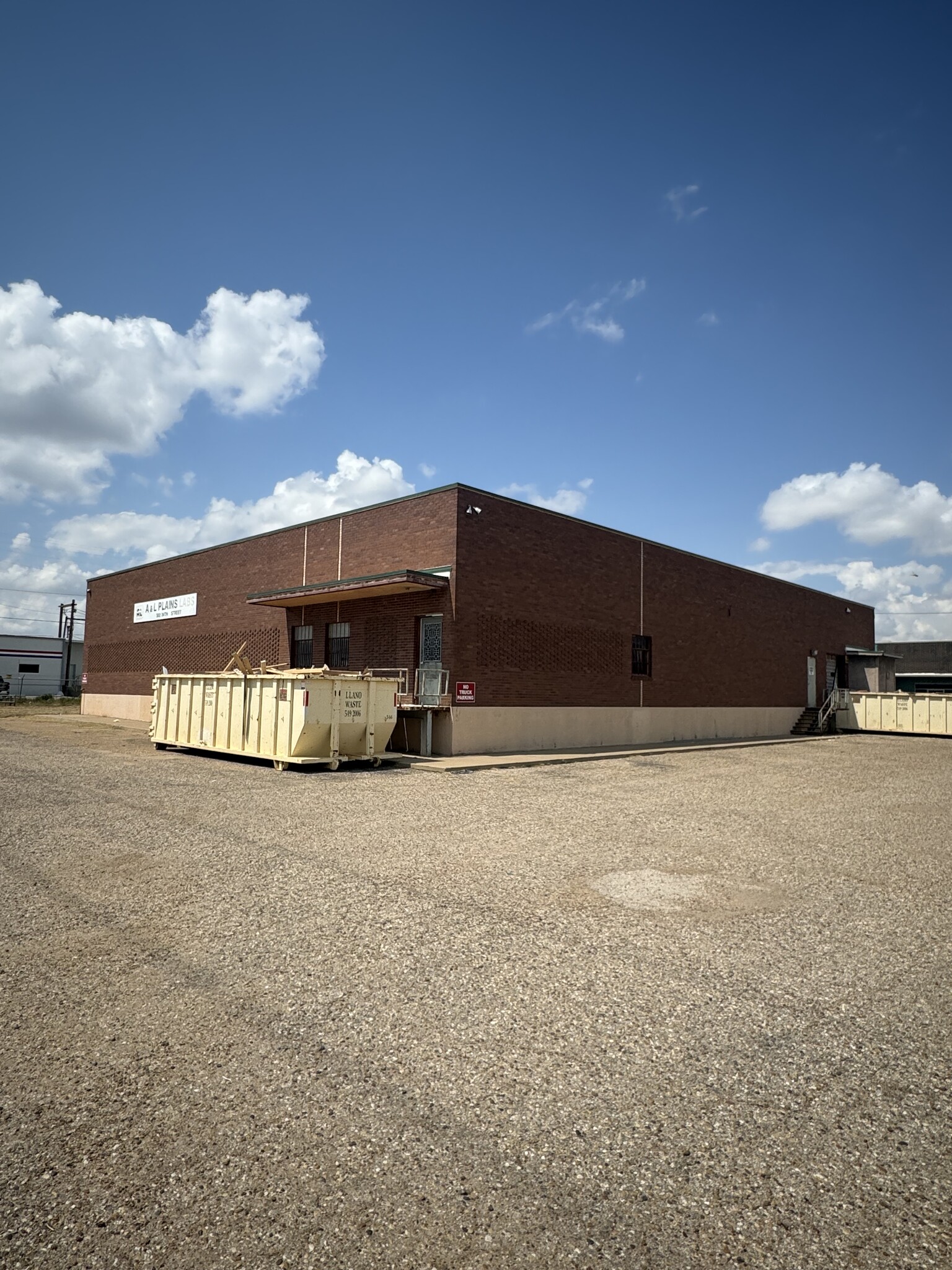 302 34th St, Lubbock, TX à louer Photo de l’immeuble– Image 1 sur 6