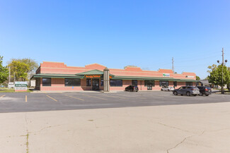 Plus de détails pour 846 E Grand River Ave, Howell, MI - Local commercial à louer