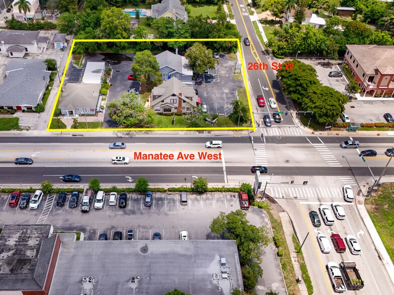 2614 Manatee Ave W, Bradenton, FL à vendre - Photo de l’immeuble – Image 3 sur 5