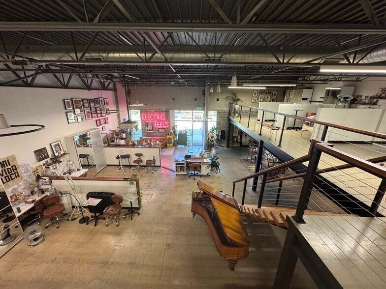 1380 River Bend Dr, Dallas, TX à vendre - Photo intérieure – Image 1 sur 18