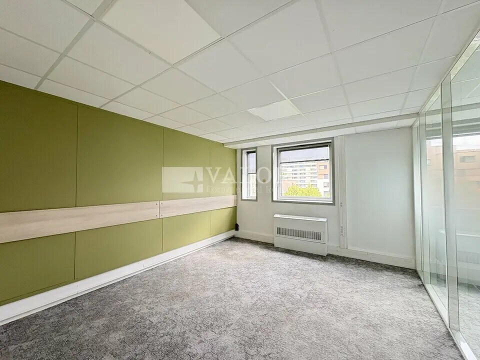 Bureau dans Lyon à louer Photo de l’immeuble– Image 1 sur 12