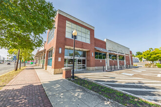 343 S Broad St, Woodbury, NJ à louer Photo de l’immeuble– Image 2 sur 15