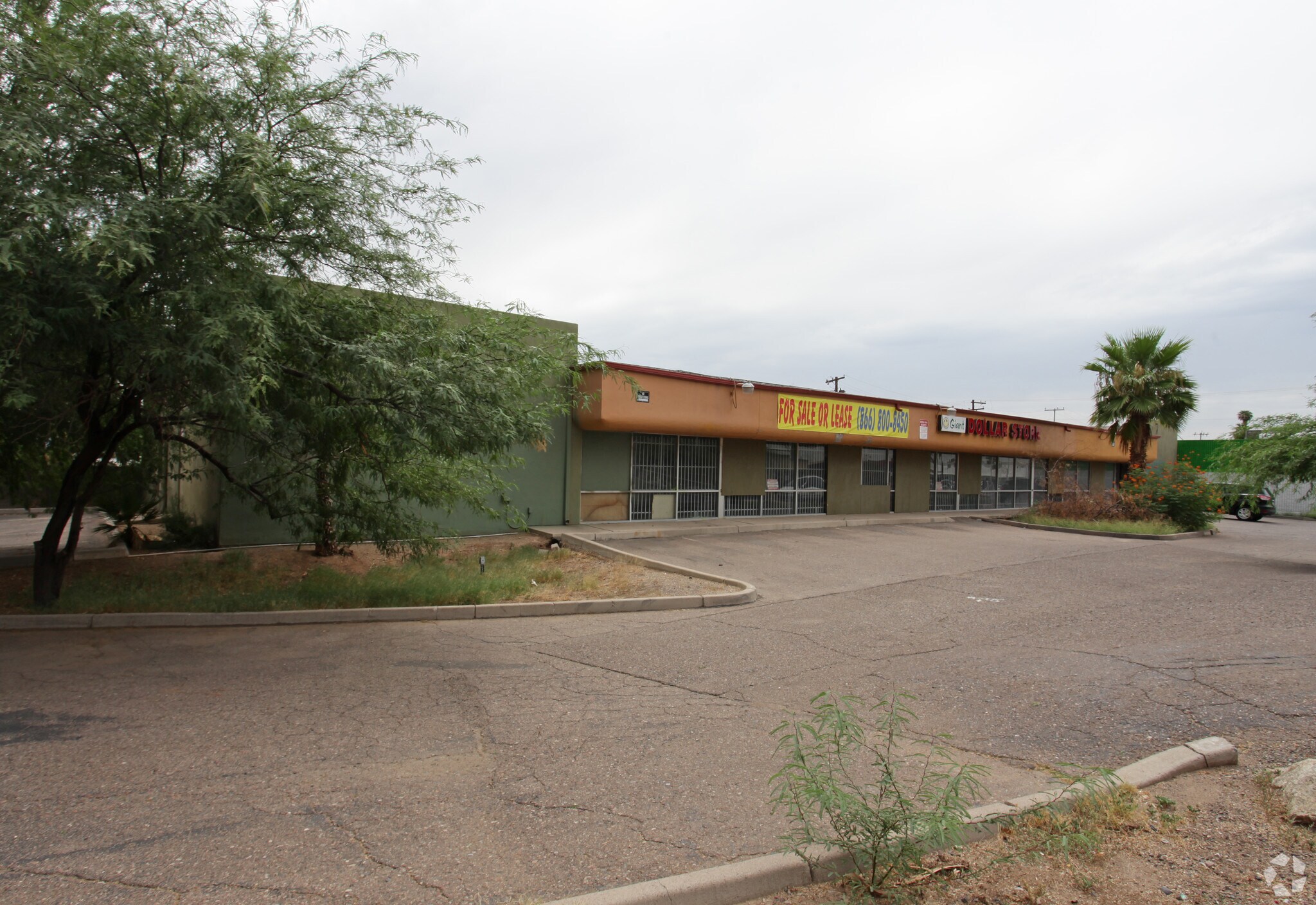 3013 E McDowell Rd, Phoenix, AZ à vendre Photo principale– Image 1 sur 15