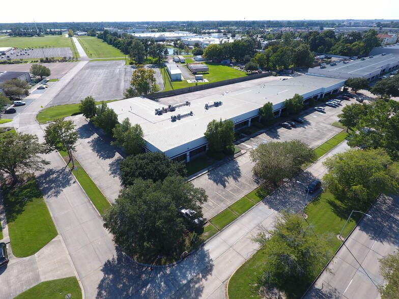 11200 Industriplex Blvd, Baton Rouge, LA à louer - Photo de l’immeuble – Image 3 sur 14