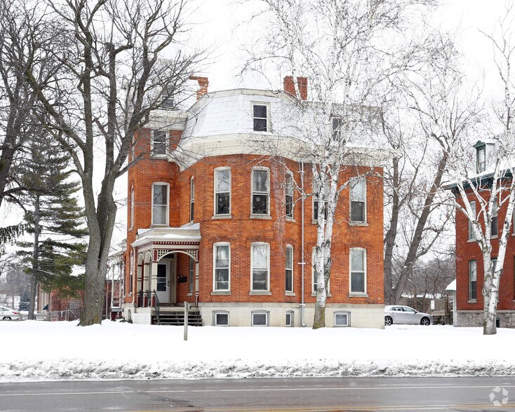 17 E Elm Ave, Monroe, MI à vendre - Photo de l’immeuble – Image 2 sur 2