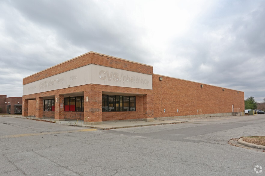 2011 E Santa Fe St, Olathe, KS à louer - Photo de l’immeuble – Image 1 sur 2