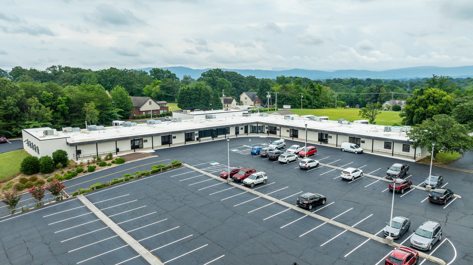 2008-2036 E Lamar Alex Pky, Maryville, TN à louer Photo principale– Image 1 sur 9