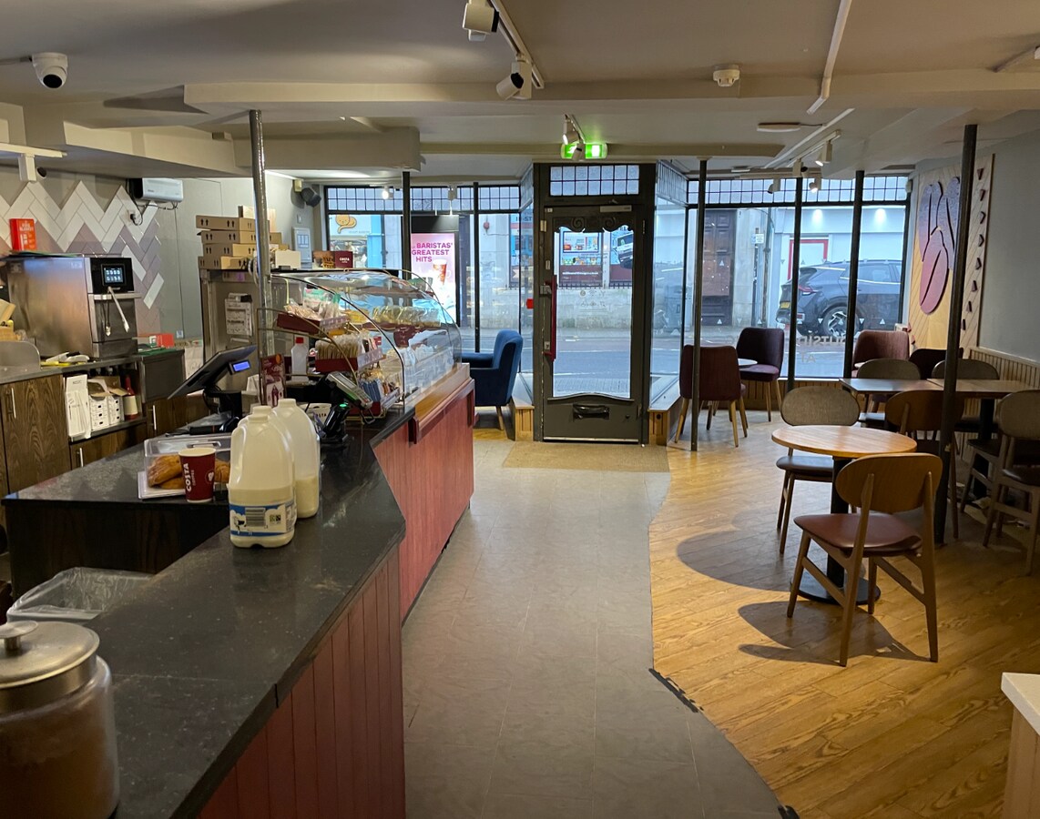 7-9 High St, Whitstable, KEN CT5 1AP - Lot 9 -  - Photo intérieure - Image 1 of 4