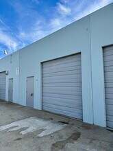 310-324 Lang Rd, Burlingame, CA à louer Photo de l’immeuble– Image 2 sur 6