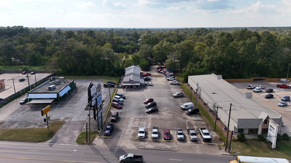 1055 N Main St, Vidor, TX à louer - Photo de l’immeuble – Image 2 sur 12