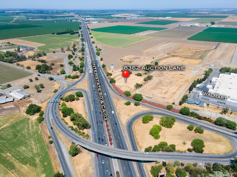 8362 Auction Ln, Dixon, CA à vendre - Photo de l’immeuble – Image 3 sur 18