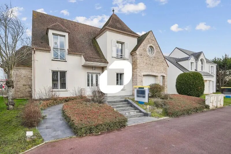 Bureau dans La Ville-du-Bois à vendre Photo de l’immeuble– Image 1 sur 15