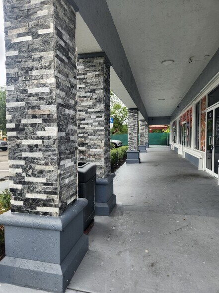 377 N State Road 7, Plantation, FL à louer - Photo de l’immeuble – Image 3 sur 4