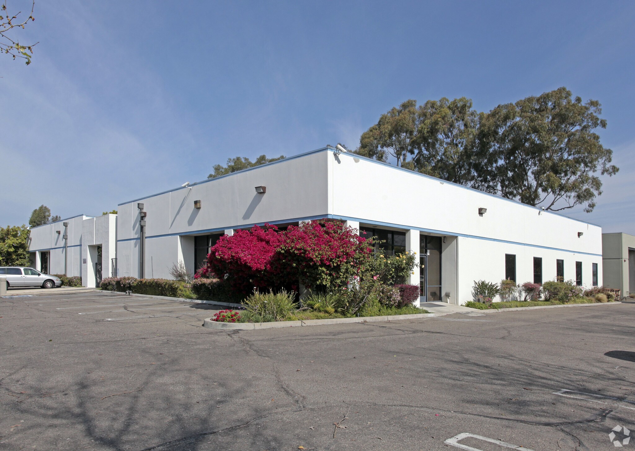 1691 Browning, Irvine, CA à louer Photo principale– Image 1 sur 4