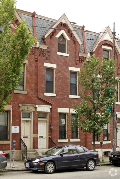 4416 Penn Ave, Pittsburgh, PA à vendre - Photo principale – Image 1 sur 2