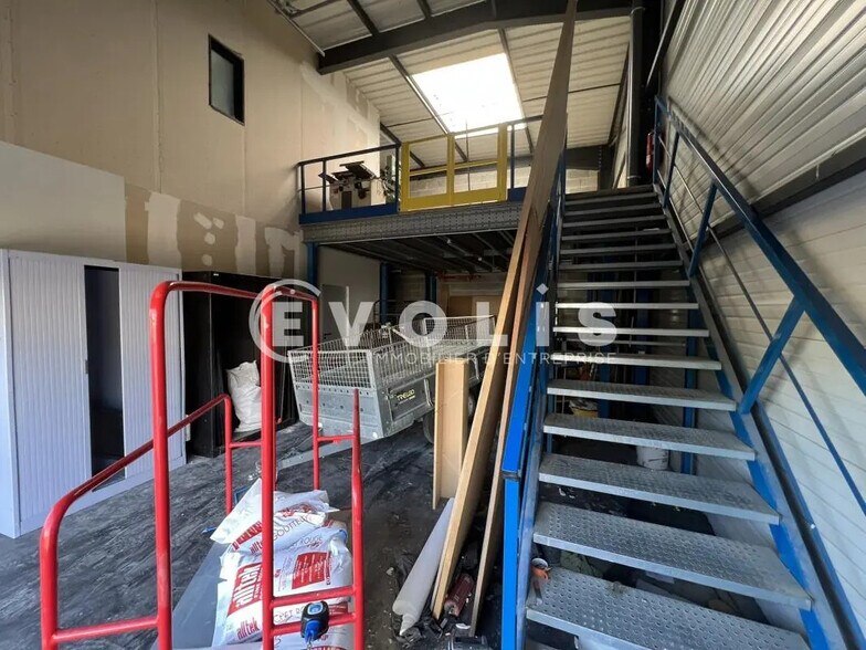 8 Impasse Du 24 Août 1944, Corbas à louer - Photo intérieure – Image 3 sur 31