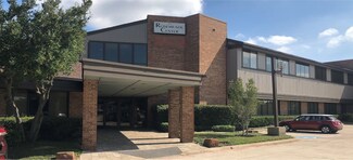 Plus de détails pour 1930 E Rosemeade Pky, Carrollton, TX - Bureau/Médical à louer