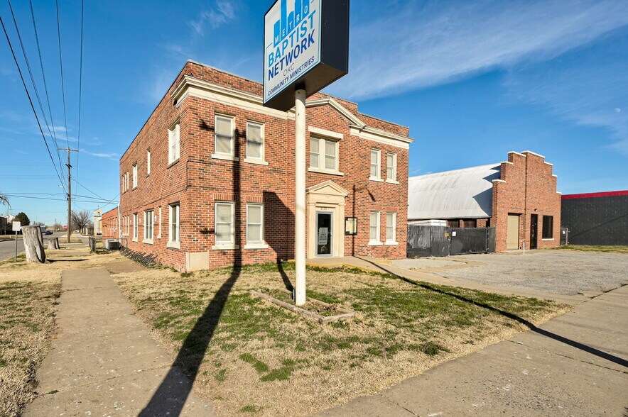 Metro Baptist Network OKC Campus portefeuille de 4 biens à vendre sur LoopNet.fr - Photo de l’immeuble – Image 3 sur 7