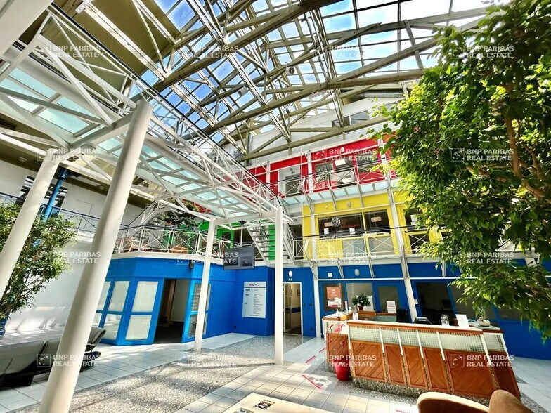 Bureau dans Rennes à louer - Photo de l’immeuble – Image 2 sur 8