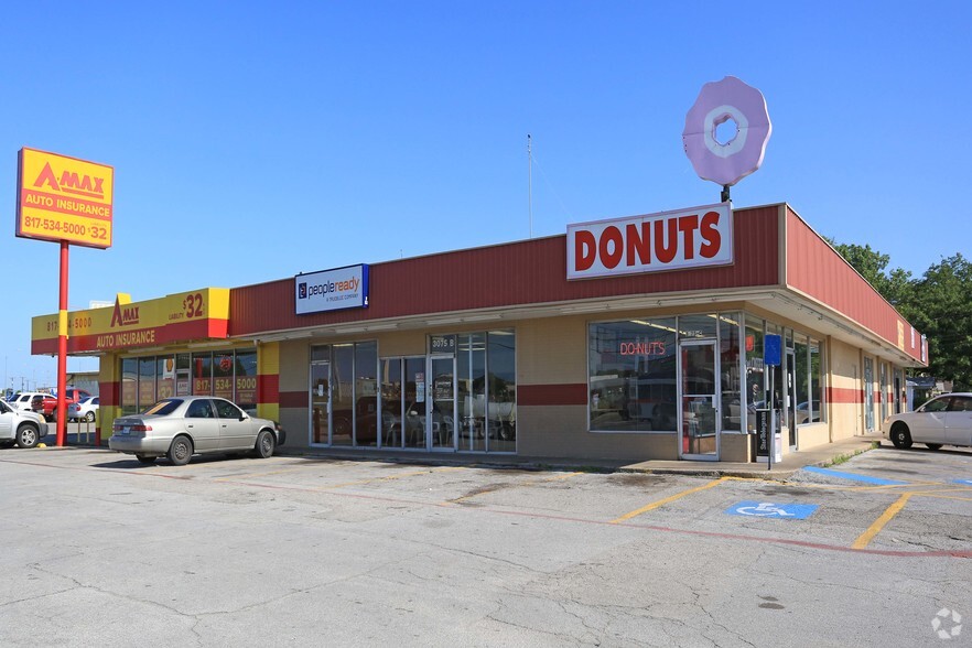 3075 Mansfield Hwy, Fort Worth, TX à louer - Photo principale – Image 2 sur 2