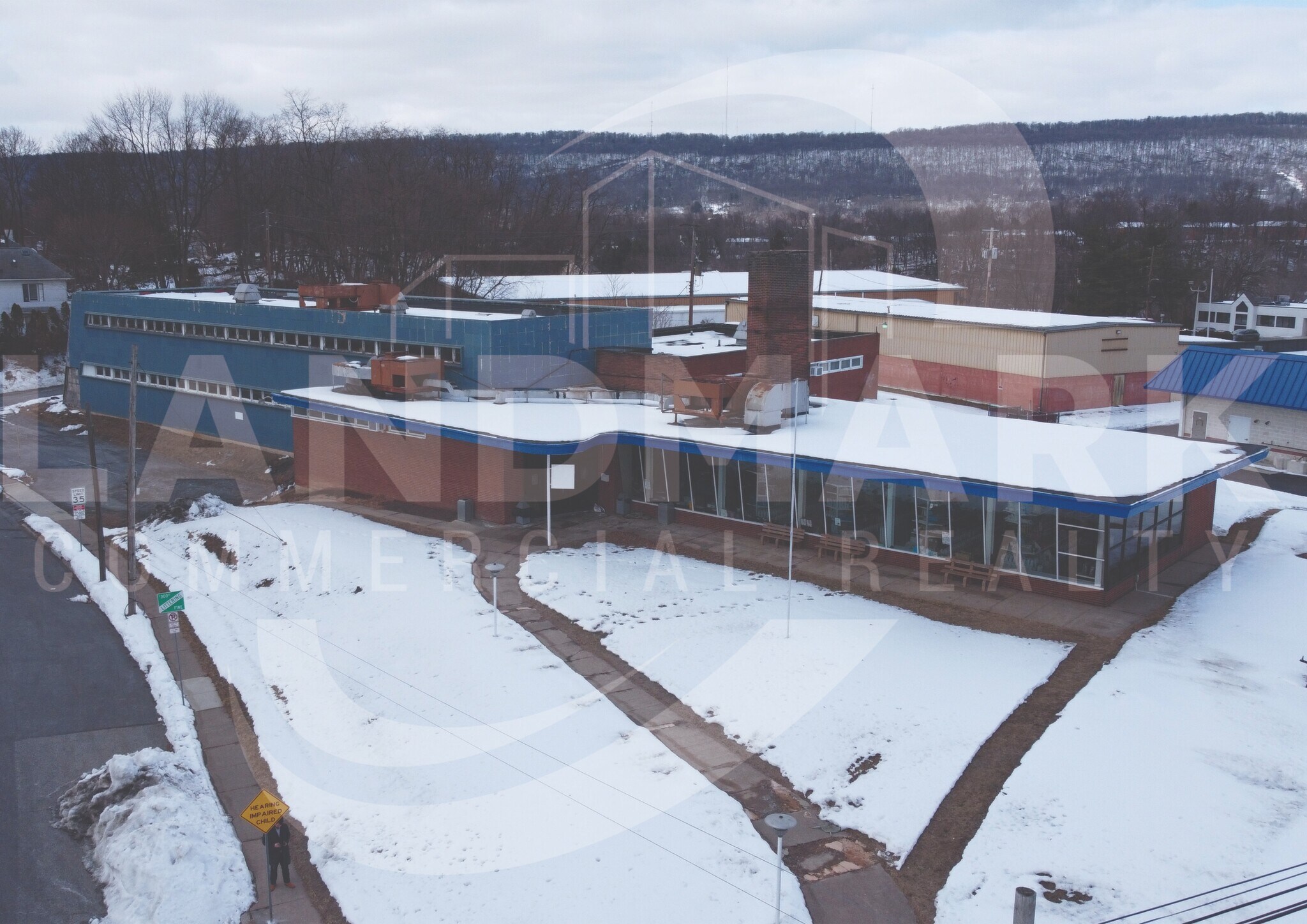 301 N Enola Dr, Enola, PA à vendre Photo de l’immeuble– Image 1 sur 1