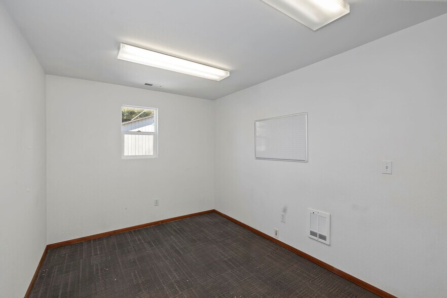 2143 Bethel Rd SE, Port Orchard, WA à vendre - Photo intérieure – Image 2 sur 33