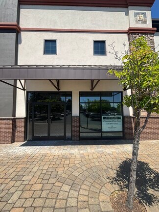 Plus de détails pour 1251 E McAndrews, Medford, OR - Local commercial à louer