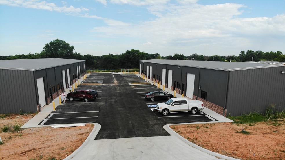 4210 S Classen Blvd, Norman, OK à louer - Photo principale – Image 3 sur 3