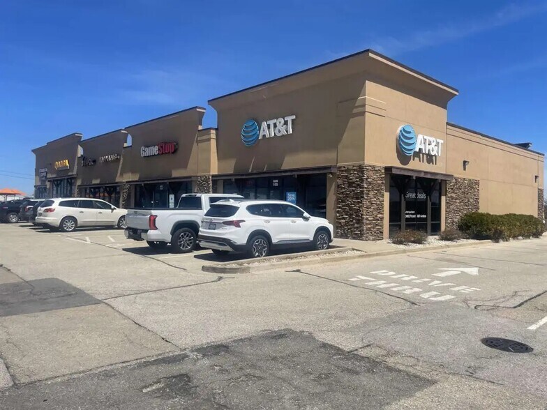 187 N Pioneer Rd, Fond Du Lac, WI à louer - Photo de l’immeuble – Image 2 sur 3