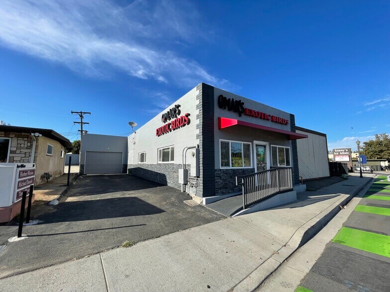 410 Vista Village Dr, Vista, CA à vendre - Photo de l’immeuble – Image 3 sur 14